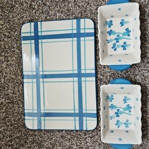 Love & Daisies 3 Piece Ramekin Dip Set & Serving Dish  NWOT Great Gift Idea!